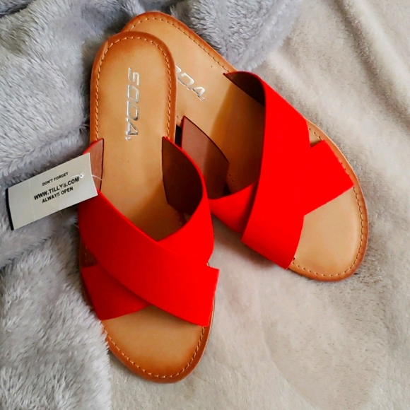 Soda Shoes - Tillys Soda Criss Cross Sandals